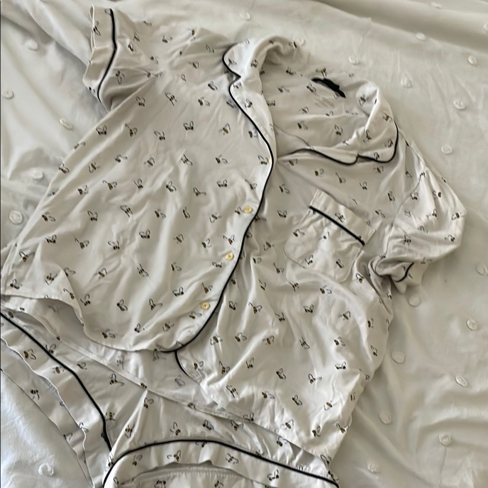 Kate Spade Bumblebee Pajama Short Set with Black Trim | size l